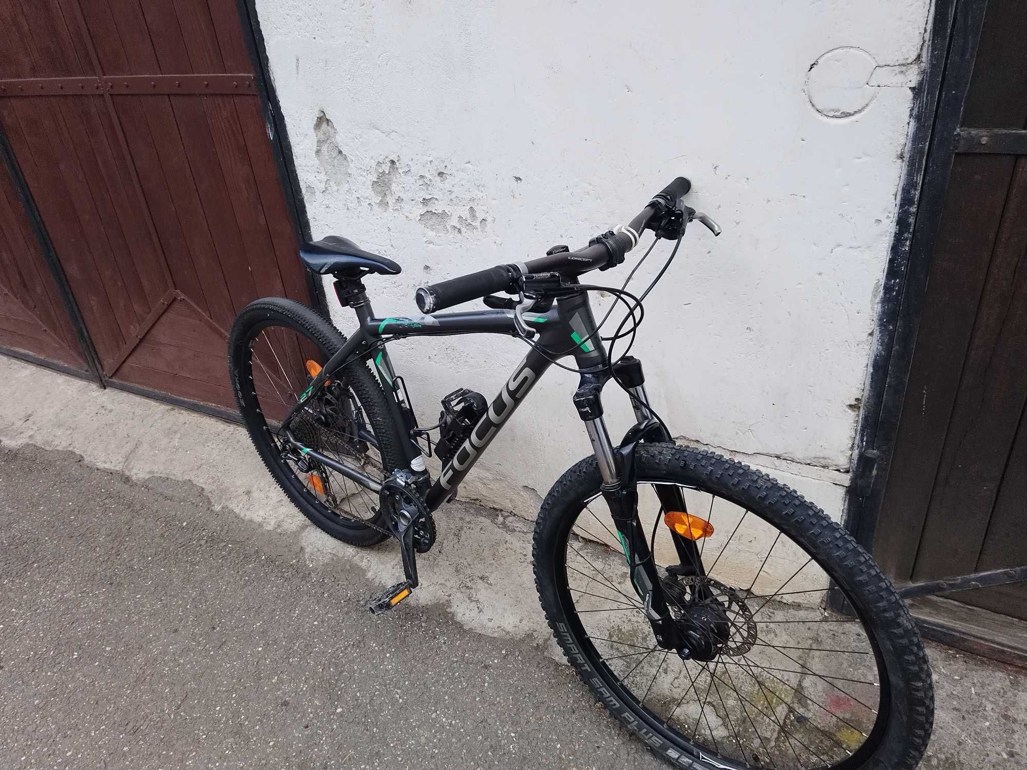 Vând urgent focus  whistler 27.5 cadru L