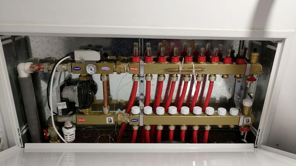 Electrician / instalator