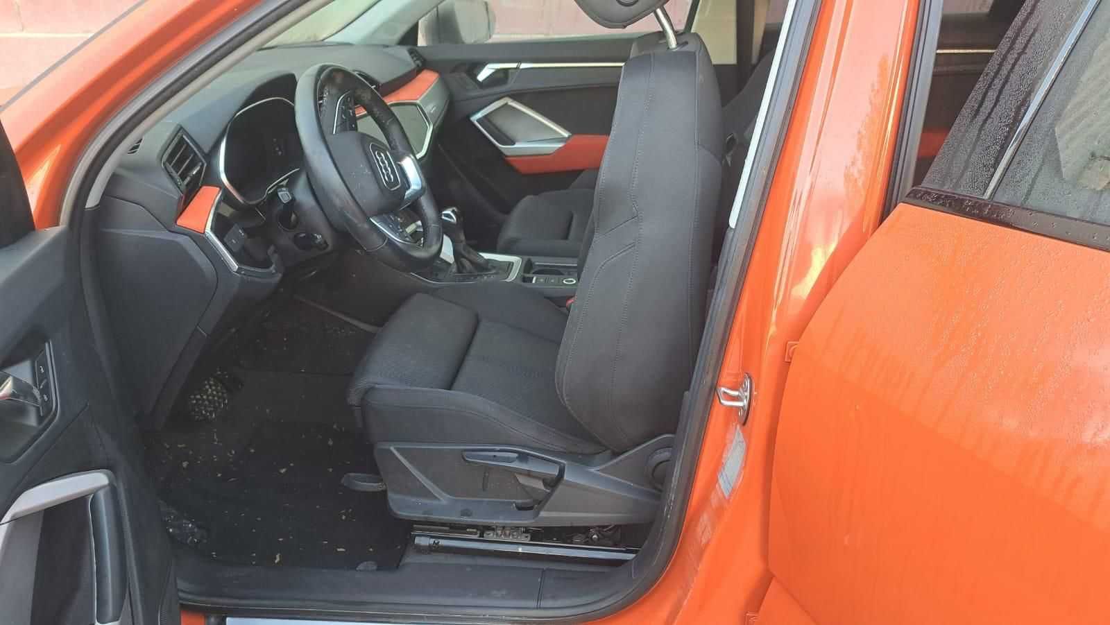 Audi Q3    AVARIAT