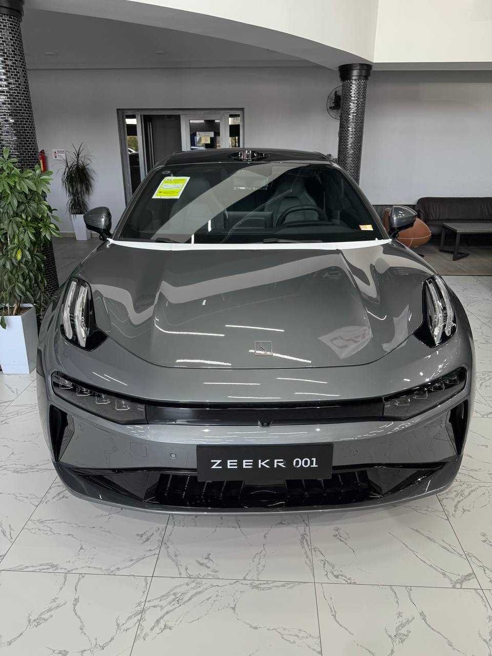 zeekr 001 z sport eng fuli srochna!!!