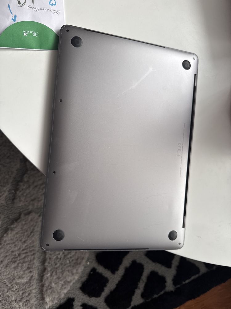 Laptop Apple MacBook Pro 13’ 2017  touch bar - perfect functional