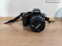Vând aparat foto Nikon D3500