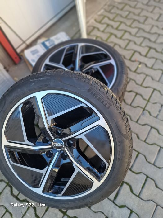 285 40 20 Pirelli 245 45 20 Sport packet