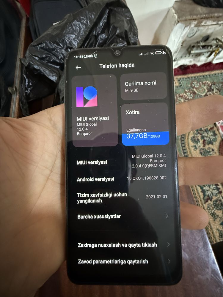 Xiaomi 9 SE 128gb 6 ram