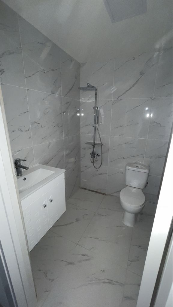 Продава се Двустаен апартамент в Търговище, Център - 55 кв.м за 1576 €/кв.м - Снимка #15