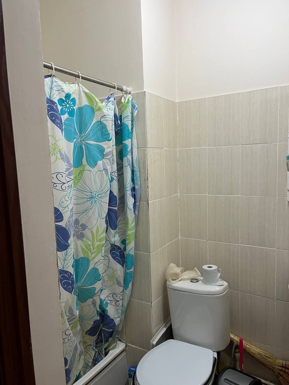 1 ком. квартира, 30 м². 1/6/6. Сергели 3а., Янгихает р-н. Метро 400 м