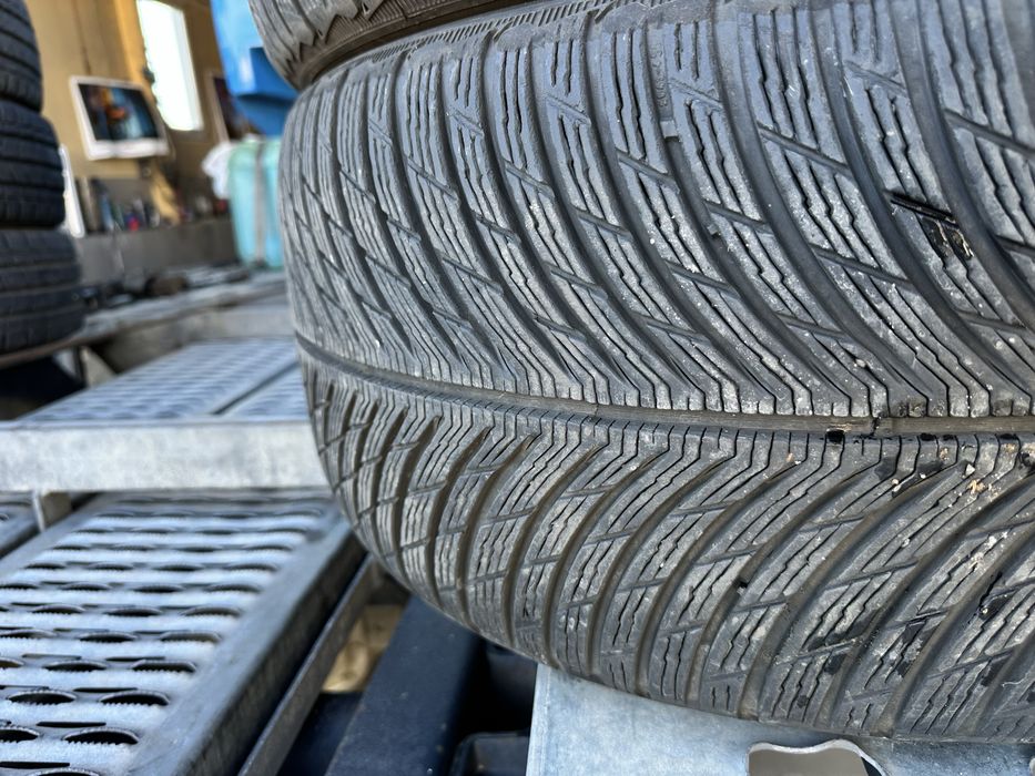 Зимни гуми 265/40/19 Michelin Alpin 5
