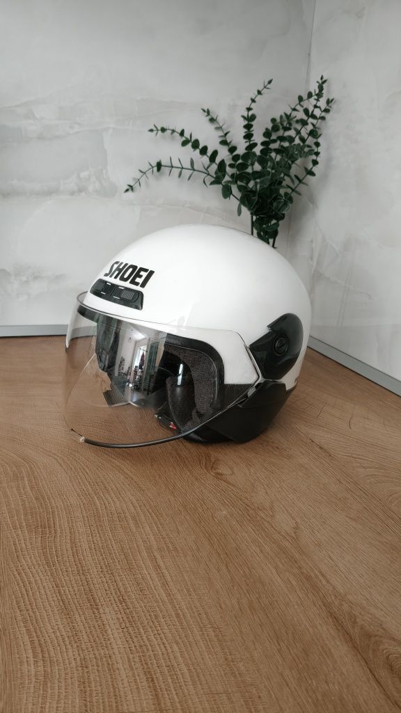 Мото каска Shoei