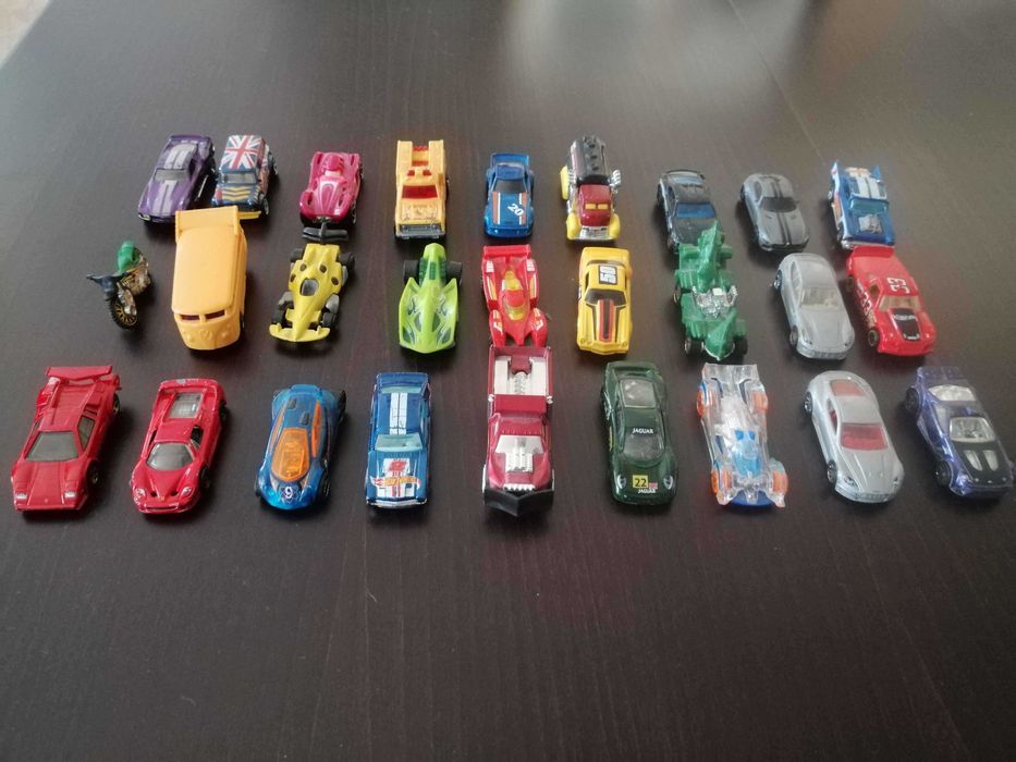 Колички hotwheels