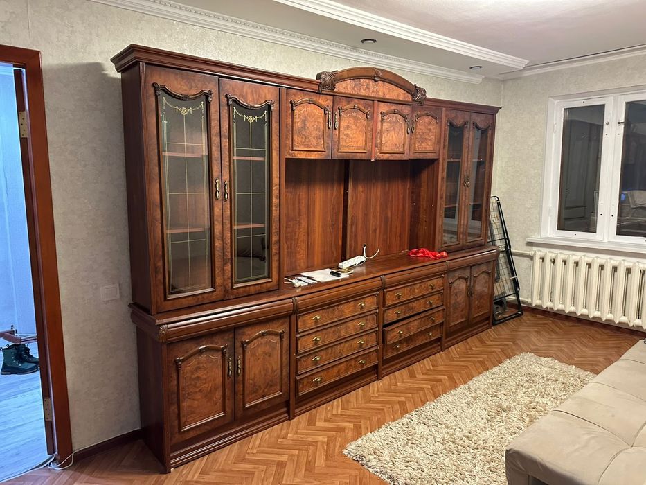 Продам стенку бу .  Само вывоз 5 этож