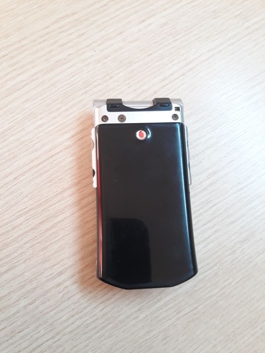 Sony Ericsson V800 in stare buna, telefon vechi de colectie, necodat