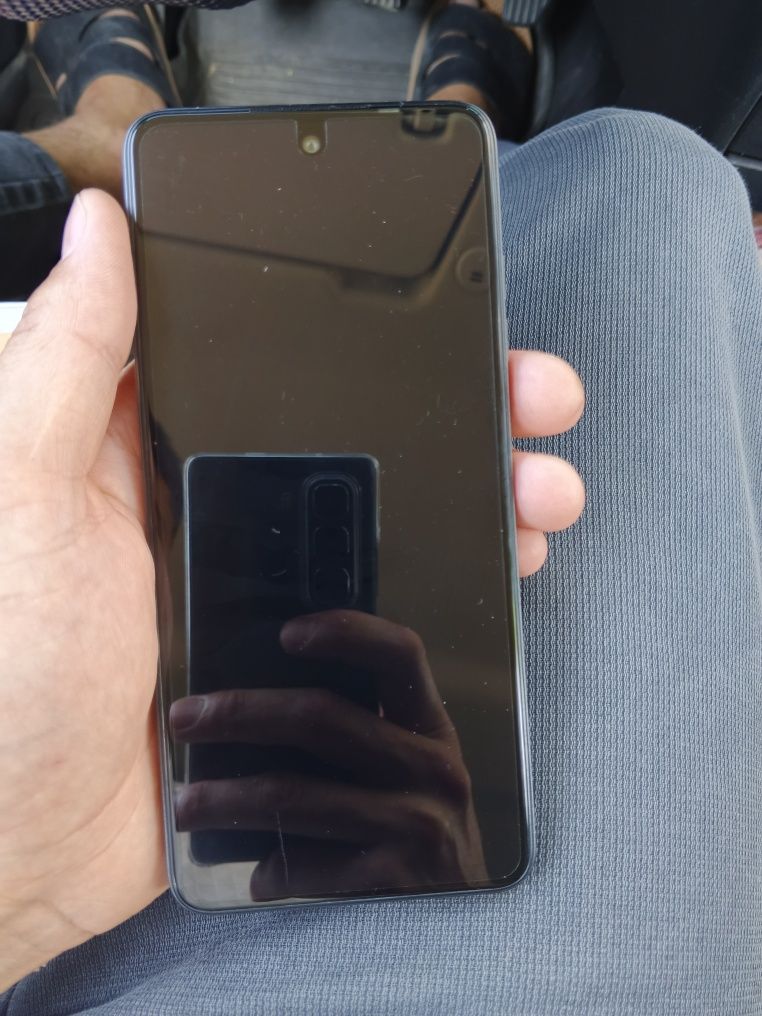 Tecno Spark  go yangi