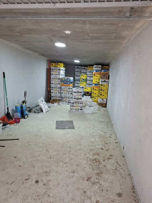 Гараж на запад 90 евро