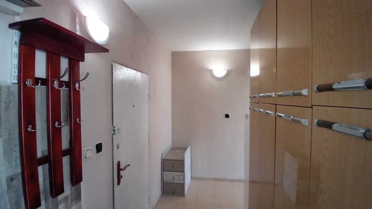 Дава се под наем Едностаен апартамент в София, Младост 4 - 44 кв.м за 331.5 € - Снимка #8
