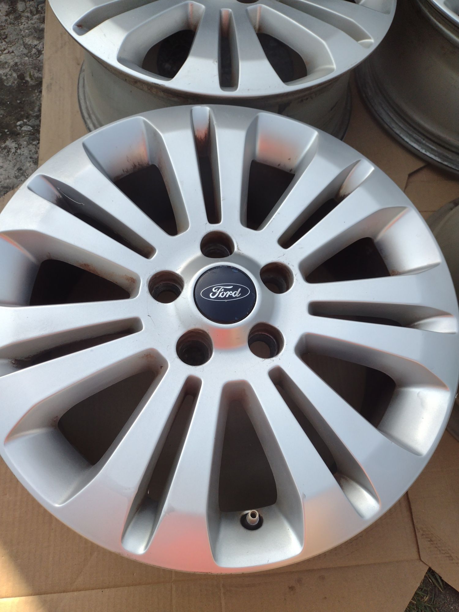 Перфектни 16-5х108 ЕТ50 6.5j Ford focus