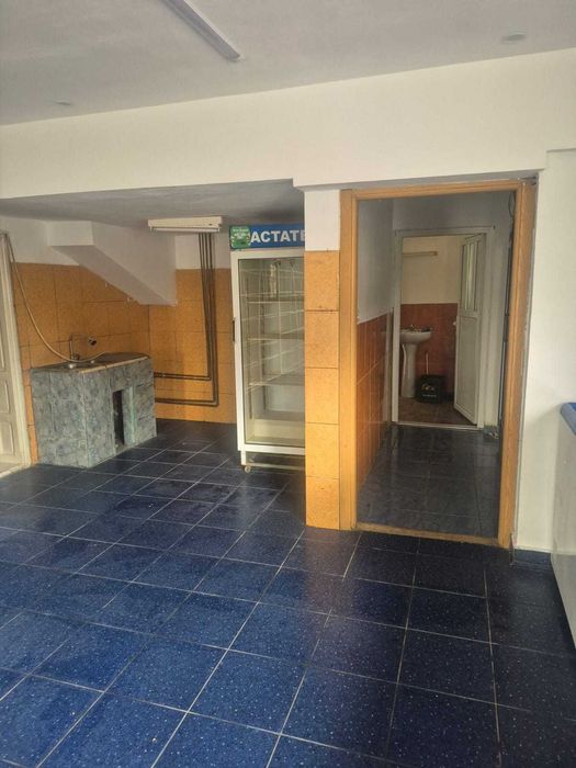 Inchiriez spațiu utvin