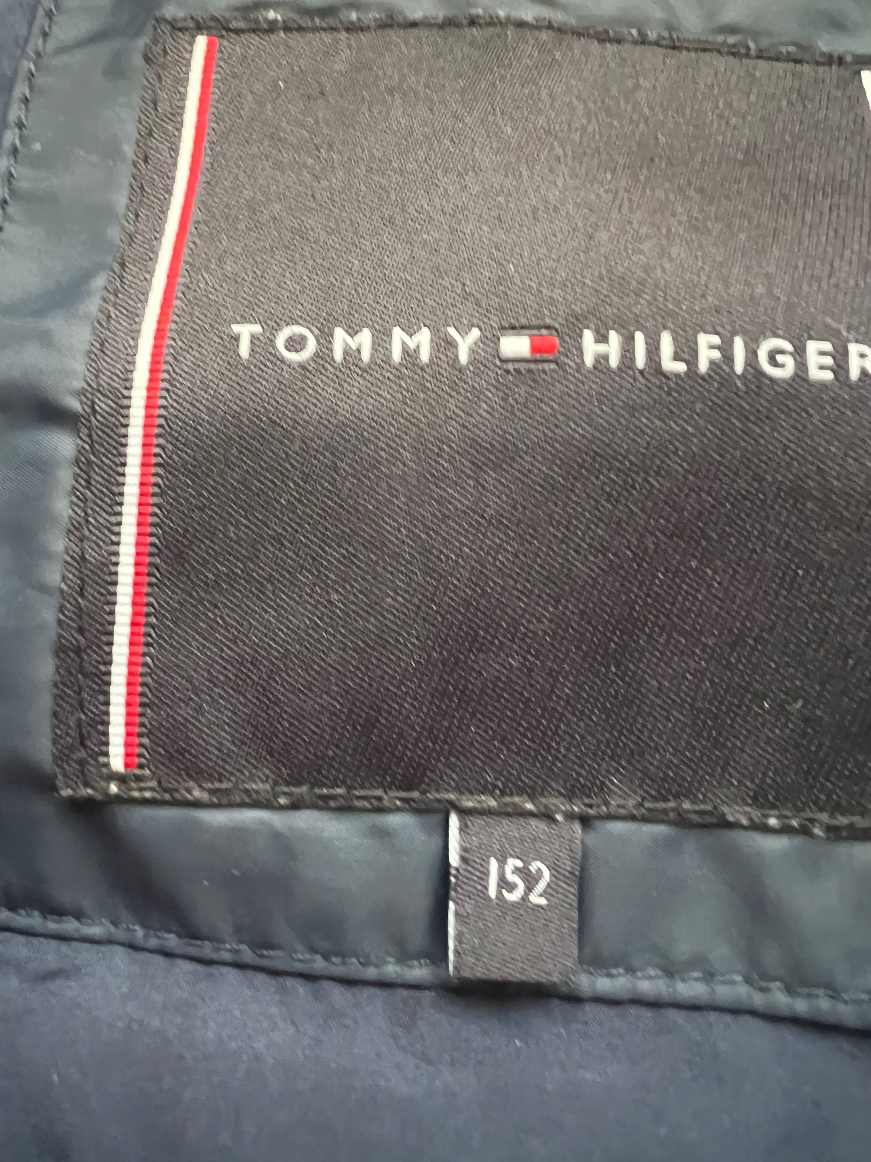 зимно яке на Tommy Hilfiger