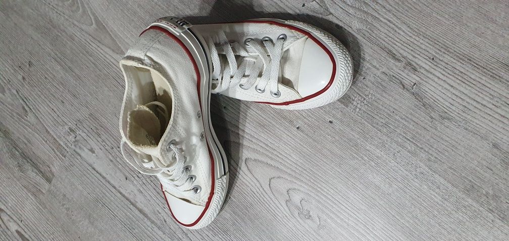 Converse panza alb 37