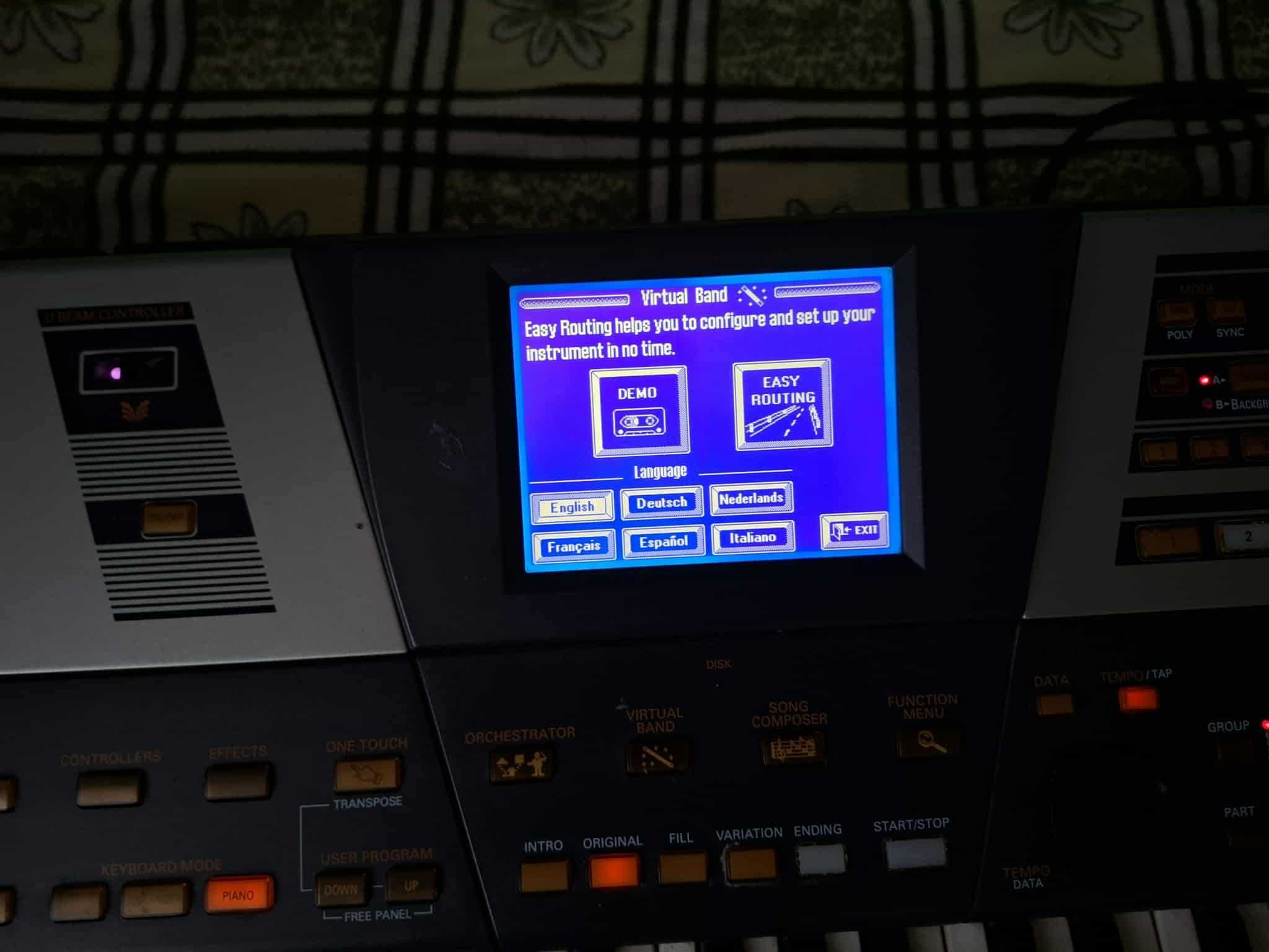 Йоника Roland VA-7