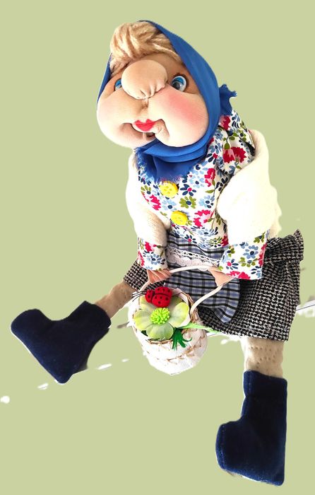 Кукла Баба Марта. Ръчна изработка.