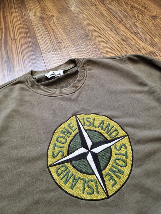 Страхотен мъжки суитчър STONE ISLAND размер 2XL