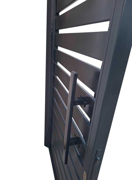 Poarta din teava rectangulara 100x20 – design modern si rezistenta