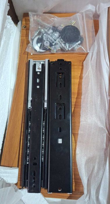 Noptiera lemn cu sertare, vintage, 47x40x60 cm, neasamblata, maro