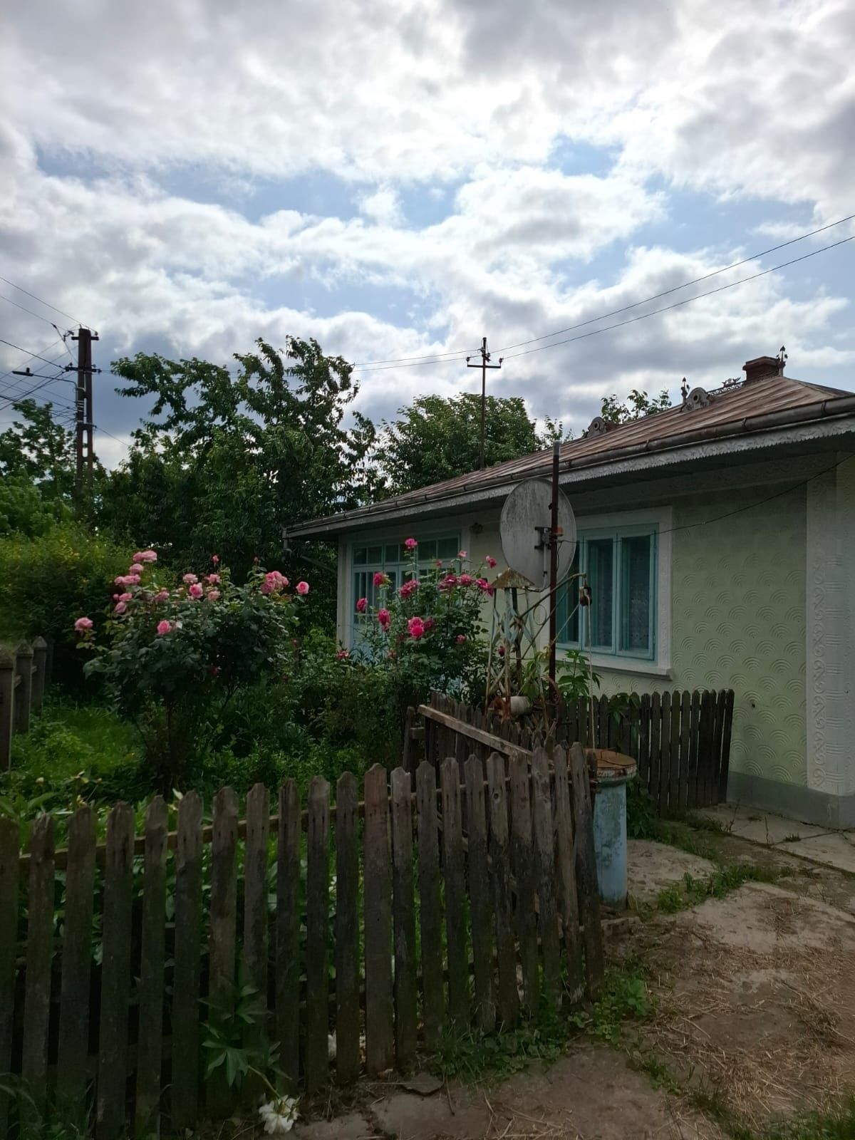 Casă de vânzare în comuna Păltiniș