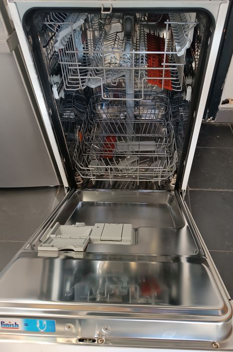 Миялна AEG 45 см