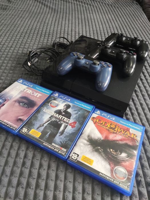 PlayStation 4 приставка