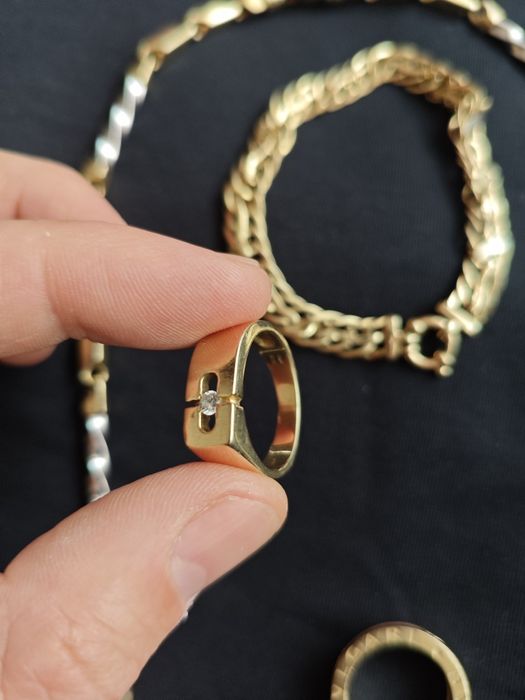 Vând aur galben 14k