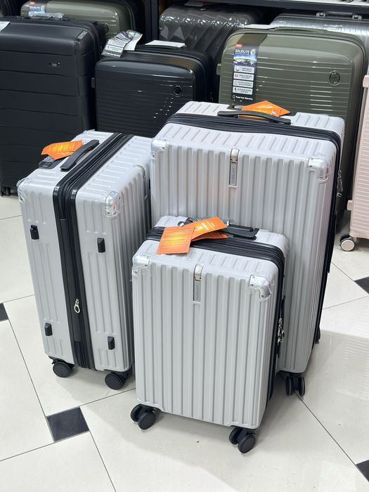 Новые чемоданы Berlin с расширением