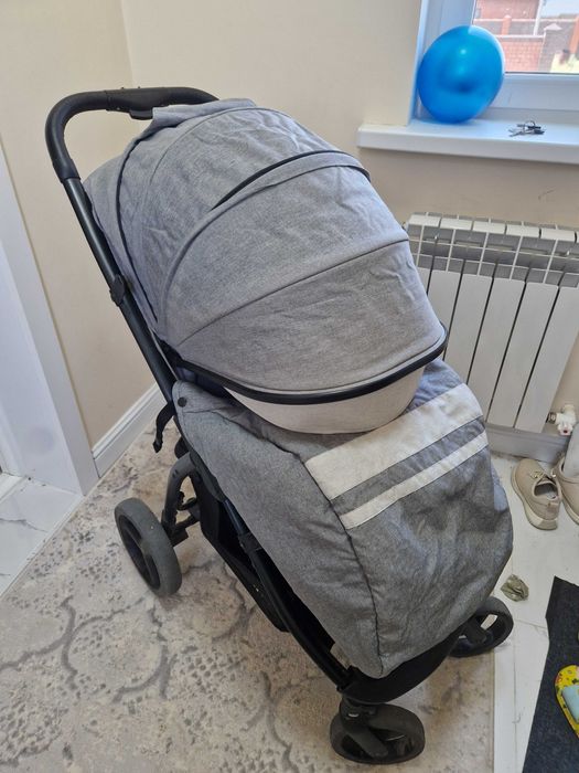 Продам коляску..