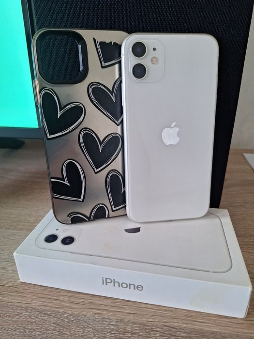 iPhone 11 продается