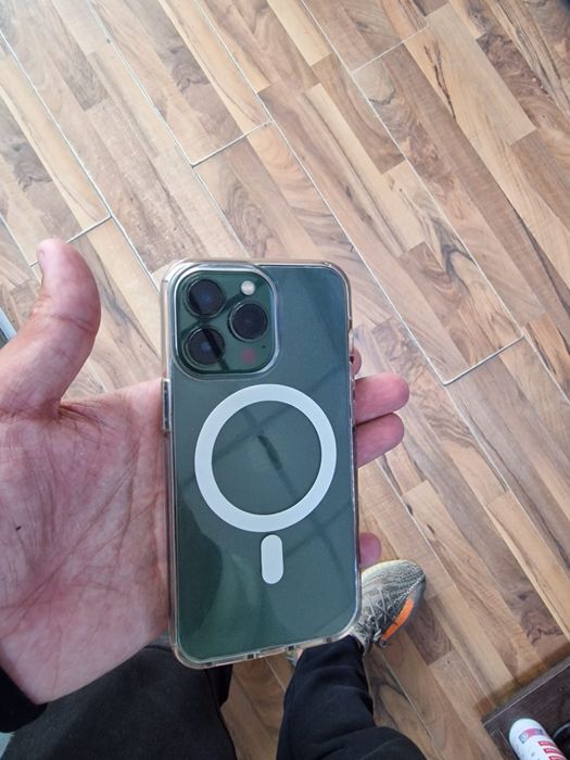 Iphone 13 pro Alpine Green