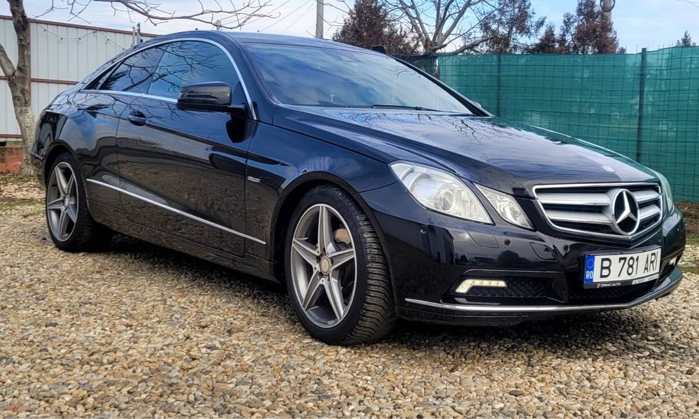 vand sau schimb Mercedes E 200 Coupe