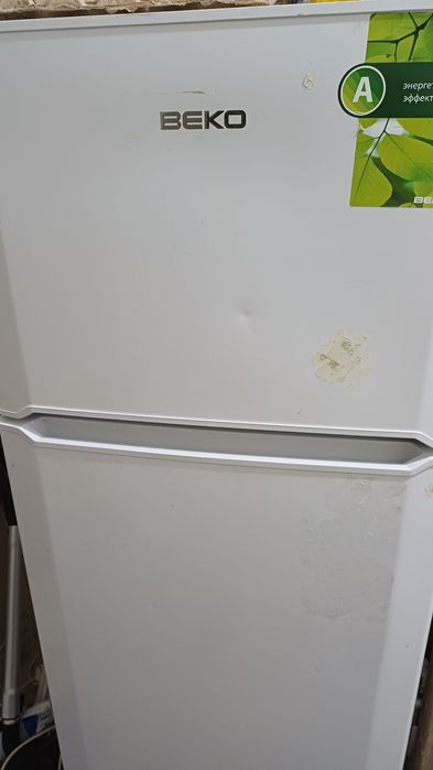 Холодилник сатылады