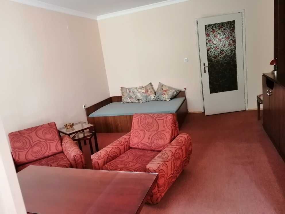 Дава се под наем Двустаен апартамент в София, Борово - 92 кв.м за 433.5 € - Снимка #1
