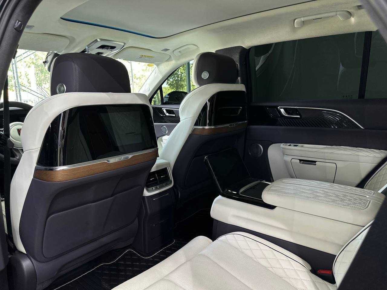 Hongqi E-HS 9 510km nalichida tayyor