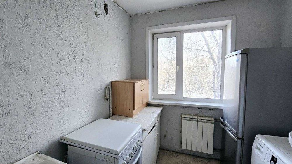 **Продам 1ю квартиру на 6мкр в р-н Байтырека