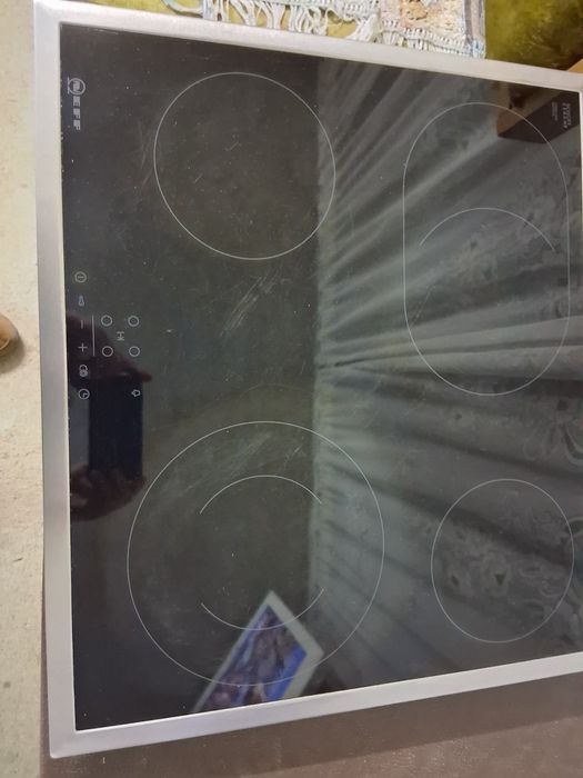 Самостоятелен керамичен плот Neff