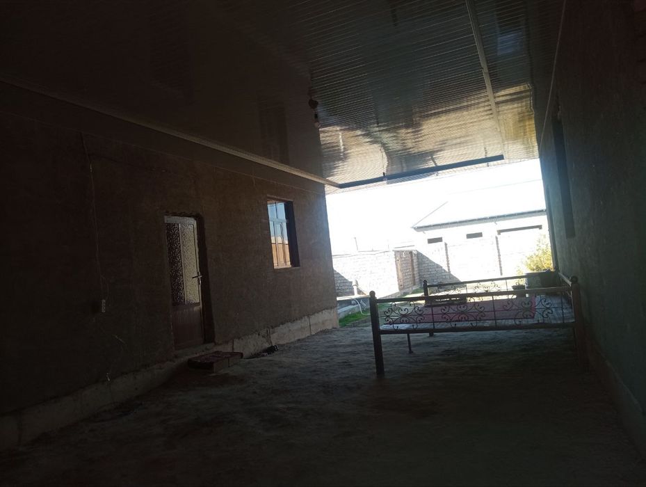 Карши шахридан ховли сотилади