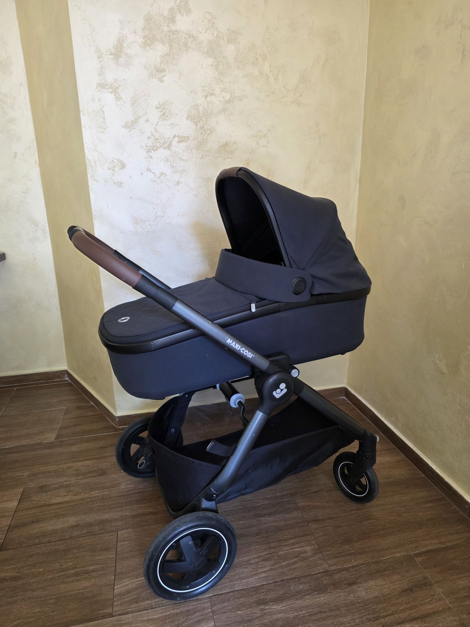 Бебешка количка Maxi Cosi Adorra 2