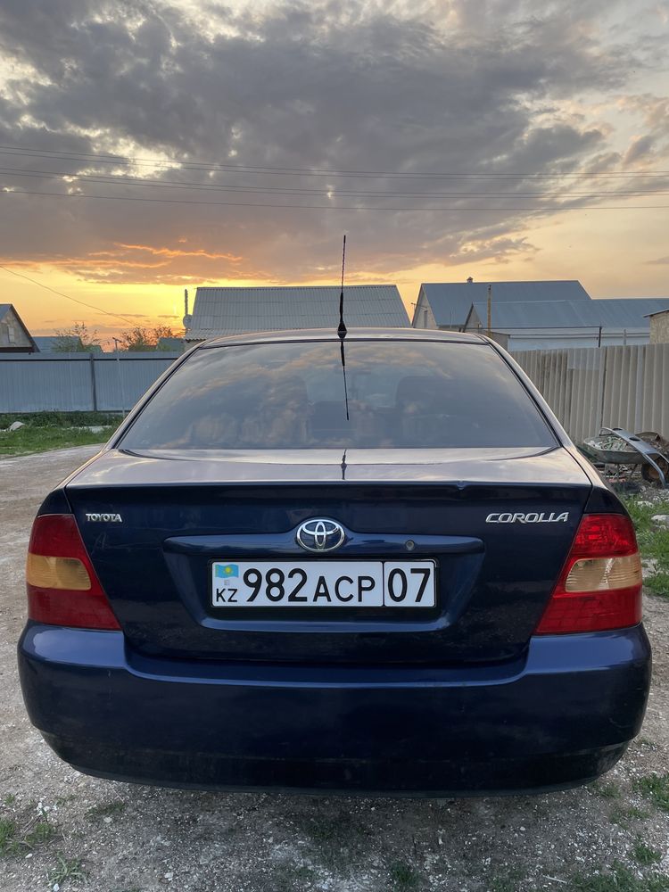 Продам автомобиль Toyota Carolla