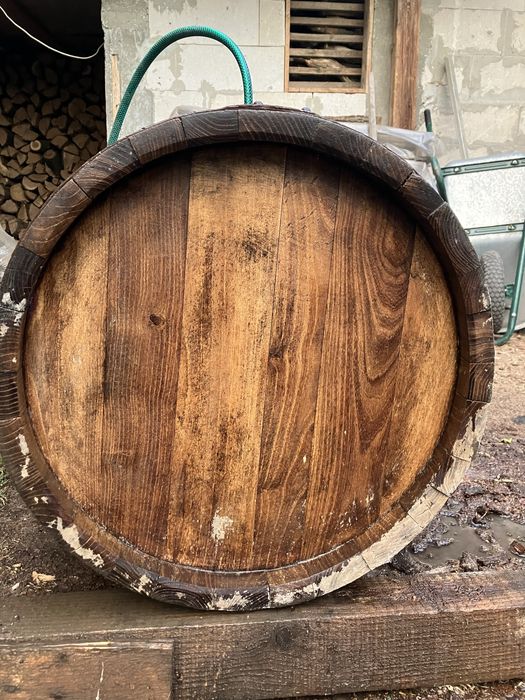 butoi vin 270 litri si 140 litri