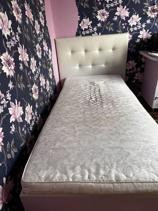 Продам кровать 1,5 сп