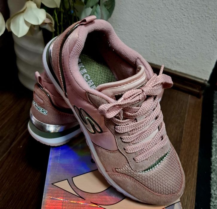 Skechers Uno nr 36!