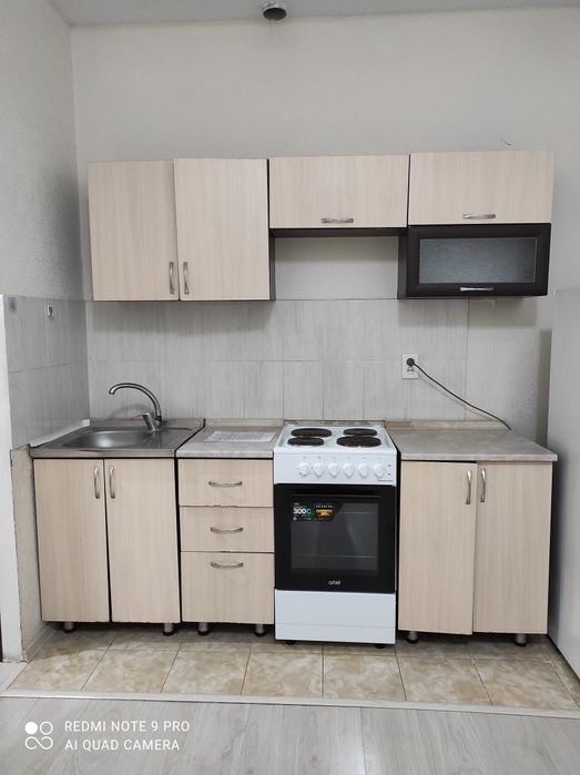 Продам гарнитур кухонный