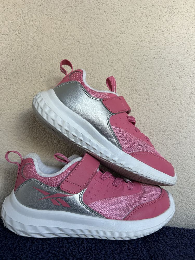 Детски маратонки Reebok и Nike