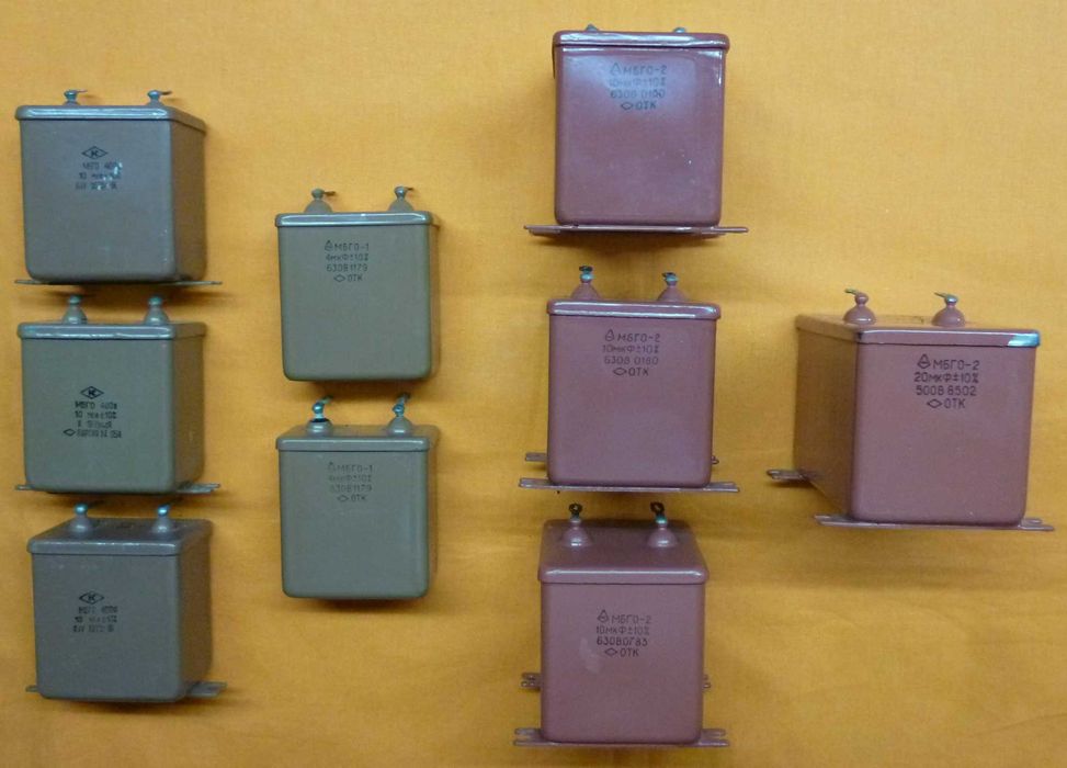 Condensatori hartie ulei 0,5 1, 2, 3,9uF, 4, 10, 20, 30uF rusesti URSS